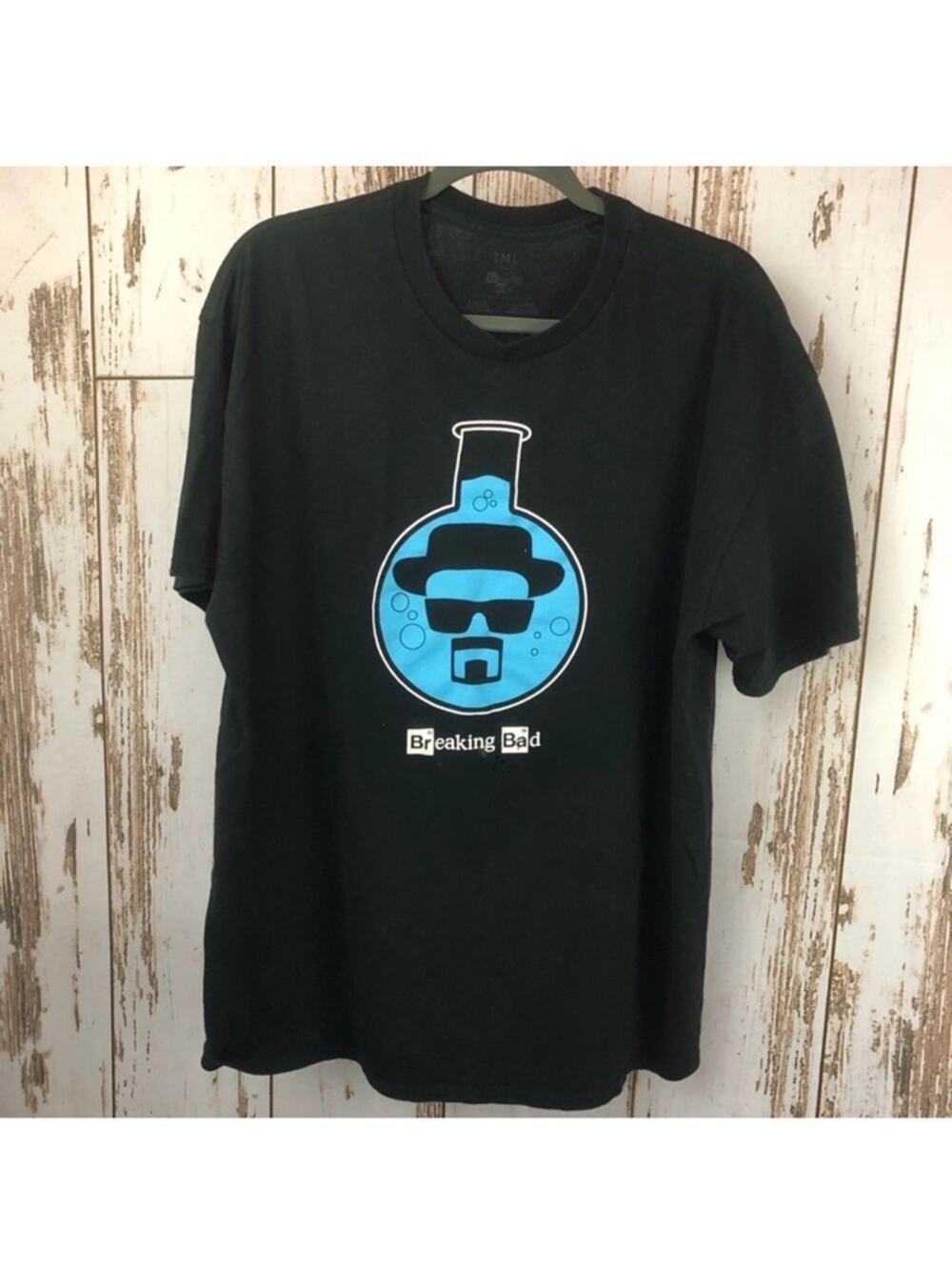 Breaking Bad T-Shirt, Size XL. In good used condition!